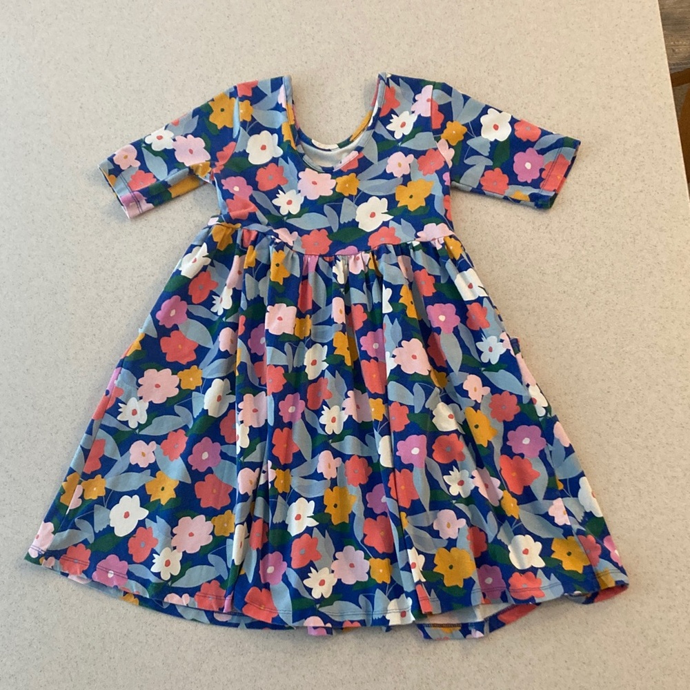 Hanna Andersson Skater Dress w/Pockets - Multicolor Floral - Size 130 - US Size - Picture 3 of 5